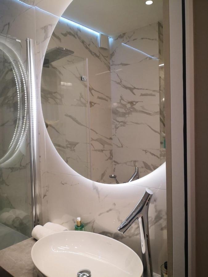 Fortuna Luxury Rooms 1 Сплит Екстериор снимка
